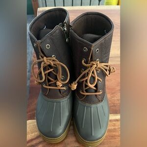 Sperry Tan and Black Boots